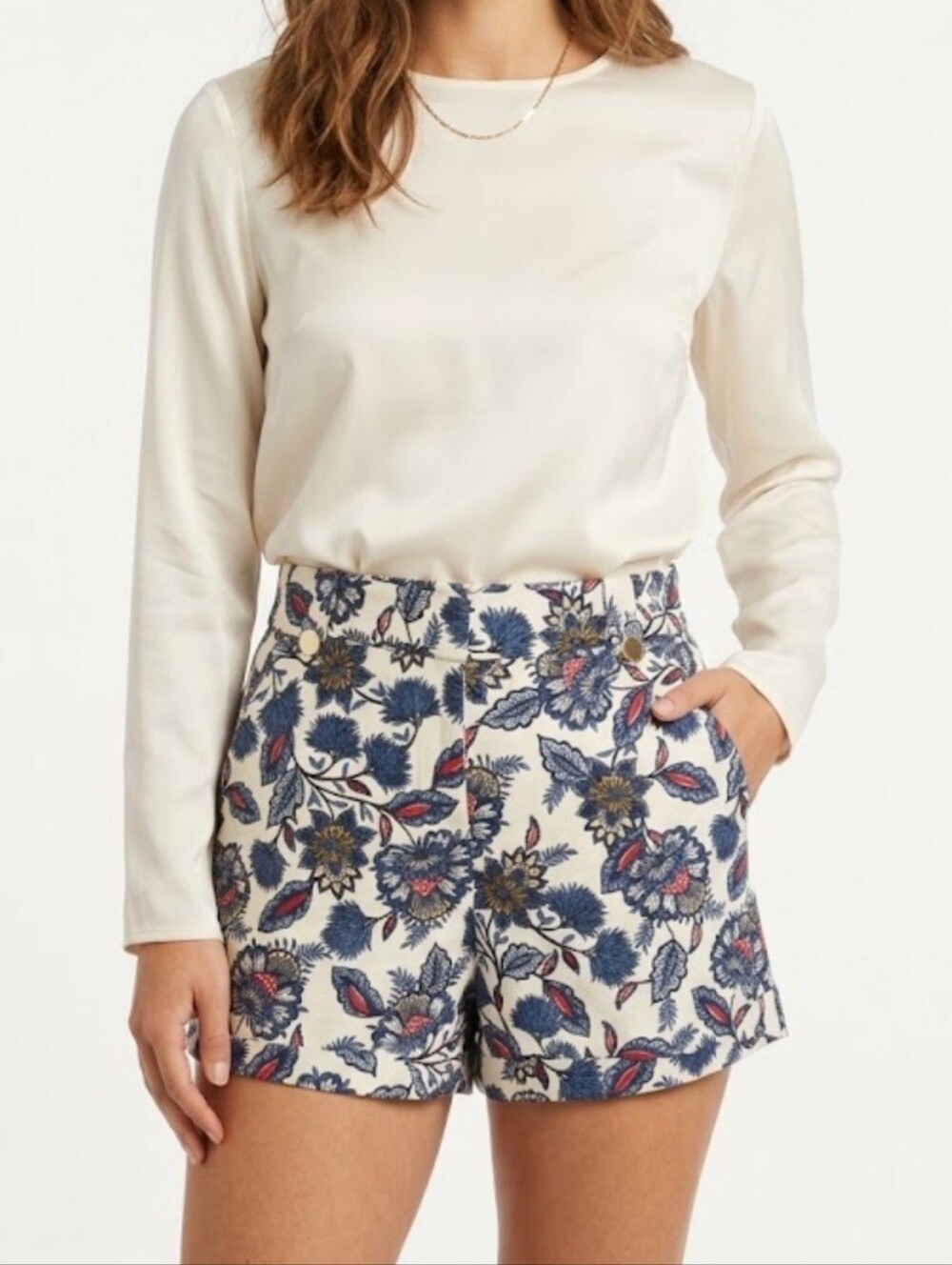 LOFT Floral Print Women’s Shorts in Cream and Navy,Size 2